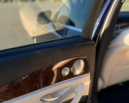 Синий Мерседес Е-Класс, объемом двигателя 2 л и пробегом 156 тыс. км за 24990 $, фото 5 на Automoto.ua