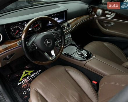 Синій Мерседес Е-Клас, об'ємом двигуна 1.99 л та пробігом 113 тис. км за 27999 $, фото 22 на Automoto.ua