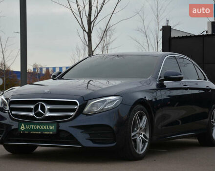Синій Мерседес Е-Клас, об'ємом двигуна 1.99 л та пробігом 113 тис. км за 27999 $, фото 3 на Automoto.ua