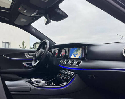 Синий Мерседес Е-Класс, объемом двигателя 1.99 л и пробегом 166 тыс. км за 27800 $, фото 17 на Automoto.ua