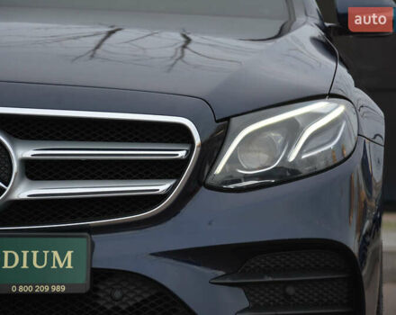 Синій Мерседес Е-Клас, об'ємом двигуна 1.99 л та пробігом 113 тис. км за 27999 $, фото 4 на Automoto.ua