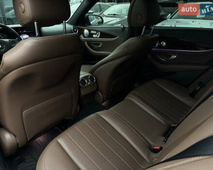 Синій Мерседес Е-Клас, об'ємом двигуна 1.99 л та пробігом 113 тис. км за 27999 $, фото 26 на Automoto.ua