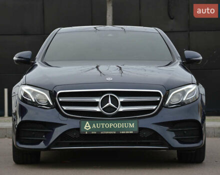 Синій Мерседес Е-Клас, об'ємом двигуна 1.99 л та пробігом 113 тис. км за 27999 $, фото 2 на Automoto.ua