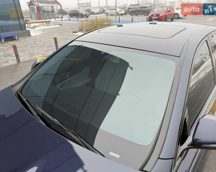 Синий Мерседес Е-Класс, объемом двигателя 2 л и пробегом 73 тыс. км за 25900 $, фото 8 на Automoto.ua