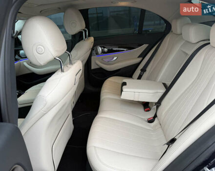 Синий Мерседес Е-Класс, объемом двигателя 2 л и пробегом 73 тыс. км за 25900 $, фото 20 на Automoto.ua