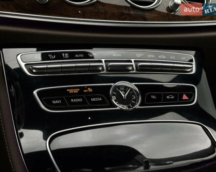 Синій Мерседес Е-Клас, об'ємом двигуна 1.99 л та пробігом 113 тис. км за 27999 $, фото 33 на Automoto.ua