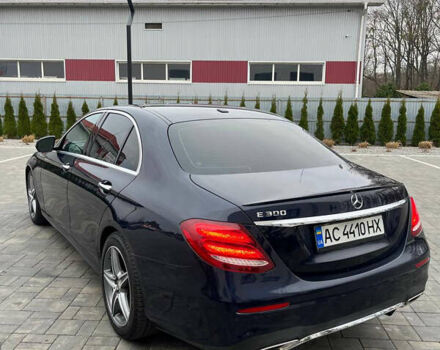 Синий Мерседес Е-Класс, объемом двигателя 1.99 л и пробегом 166 тыс. км за 27800 $, фото 12 на Automoto.ua
