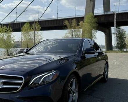 Синий Мерседес Е-Класс, объемом двигателя 2 л и пробегом 149 тыс. км за 24500 $, фото 3 на Automoto.ua