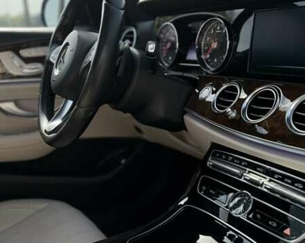 Синий Мерседес Е-Класс, объемом двигателя 2 л и пробегом 149 тыс. км за 24500 $, фото 6 на Automoto.ua