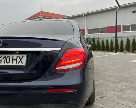 Синий Мерседес Е-Класс, объемом двигателя 1.99 л и пробегом 166 тыс. км за 27800 $, фото 10 на Automoto.ua