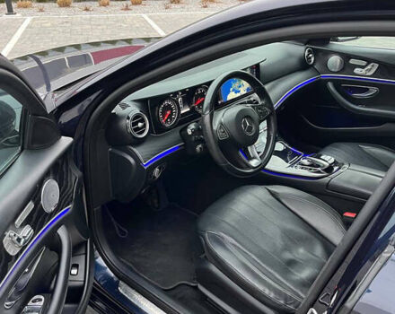 Синий Мерседес Е-Класс, объемом двигателя 1.99 л и пробегом 166 тыс. км за 27800 $, фото 20 на Automoto.ua