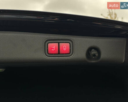 Синій Мерседес Е-Клас, об'ємом двигуна 1.99 л та пробігом 113 тис. км за 27999 $, фото 38 на Automoto.ua