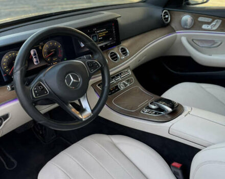 Синий Мерседес Е-Класс, объемом двигателя 1.99 л и пробегом 134 тыс. км за 29000 $, фото 9 на Automoto.ua