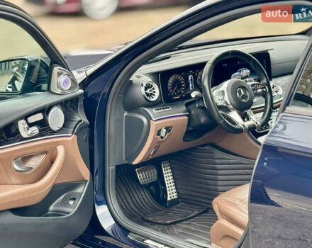 Синий Мерседес Е-Класс, объемом двигателя 3 л и пробегом 121 тыс. км за 49999 $, фото 4 на Automoto.ua