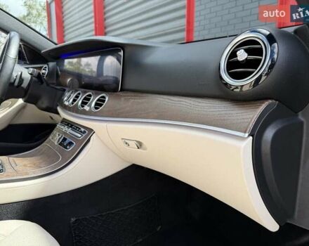 Синий Мерседес Е-Класс, объемом двигателя 1.99 л и пробегом 64 тыс. км за 8600 $, фото 17 на Automoto.ua