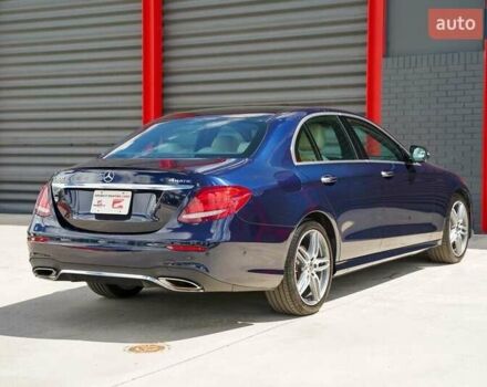 Синий Мерседес Е-Класс, объемом двигателя 1.99 л и пробегом 64 тыс. км за 8600 $, фото 4 на Automoto.ua