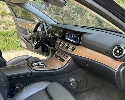 Синій Мерседес Е-Клас, об'ємом двигуна 1.95 л та пробігом 199 тис. км за 35900 $, фото 2 на Automoto.ua