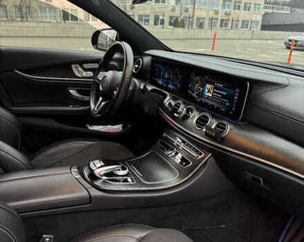 Синий Мерседес Е-Класс, объемом двигателя 1.95 л и пробегом 121 тыс. км за 36000 $, фото 22 на Automoto.ua