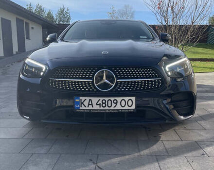 Синий Мерседес Е-Класс, объемом двигателя 1.99 л и пробегом 74 тыс. км за 48500 $, фото 3 на Automoto.ua