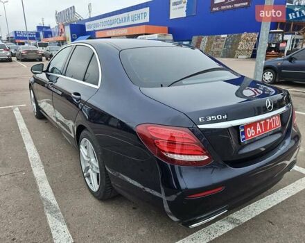 Синий Мерседес Е-Класс, объемом двигателя 3 л и пробегом 274 тыс. км за 35000 $, фото 3 на Automoto.ua