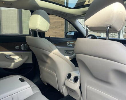 Синий Мерседес Е-Класс, объемом двигателя 1.99 л и пробегом 74 тыс. км за 48500 $, фото 26 на Automoto.ua