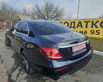 Синій Мерседес Е-Клас, об'ємом двигуна 0 л та пробігом 270 тис. км за 38900 $, фото 3 на Automoto.ua