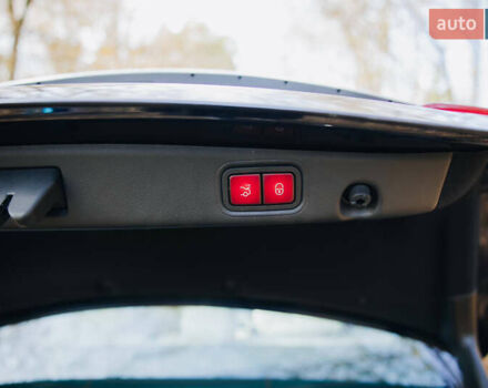 Синий Мерседес Е-Класс, объемом двигателя 3 л и пробегом 42 тыс. км за 48000 $, фото 40 на Automoto.ua