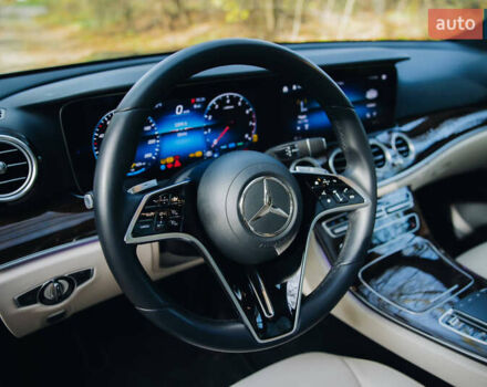 Синий Мерседес Е-Класс, объемом двигателя 3 л и пробегом 38 тыс. км за 49999 $, фото 65 на Automoto.ua