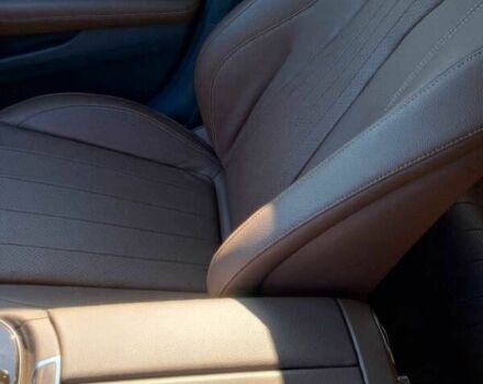 Синий Мерседес Е-Класс, объемом двигателя 2 л и пробегом 43 тыс. км за 20200 $, фото 9 на Automoto.ua