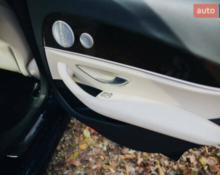 Синий Мерседес Е-Класс, объемом двигателя 3 л и пробегом 38 тыс. км за 49999 $, фото 50 на Automoto.ua