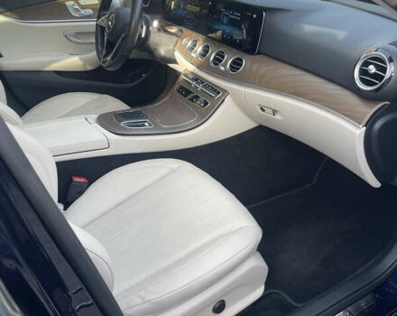 Синий Мерседес Е-Класс, объемом двигателя 1.99 л и пробегом 74 тыс. км за 48500 $, фото 22 на Automoto.ua