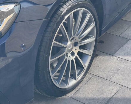 Синий Мерседес Е-Класс, объемом двигателя 1.99 л и пробегом 74 тыс. км за 48500 $, фото 30 на Automoto.ua