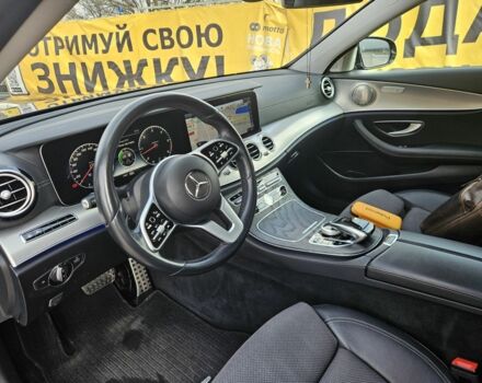 Синій Мерседес Е-Клас, об'ємом двигуна 0 л та пробігом 270 тис. км за 38900 $, фото 5 на Automoto.ua