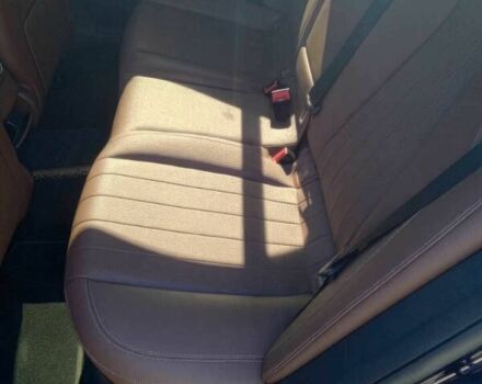 Синий Мерседес Е-Класс, объемом двигателя 2 л и пробегом 43 тыс. км за 20200 $, фото 10 на Automoto.ua