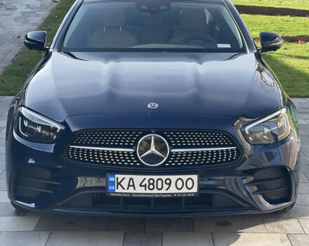 Синий Мерседес Е-Класс, объемом двигателя 1.99 л и пробегом 74 тыс. км за 48500 $, фото 1 на Automoto.ua