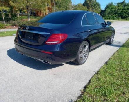 Синий Мерседес Е-Класс, объемом двигателя 2 л и пробегом 43 тыс. км за 20200 $, фото 5 на Automoto.ua