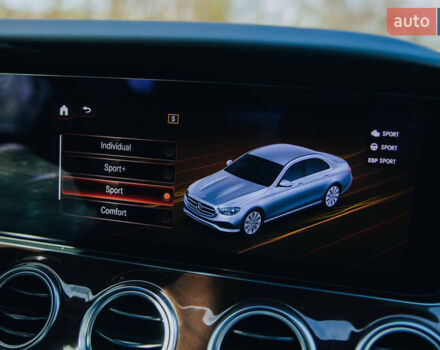 Синий Мерседес Е-Класс, объемом двигателя 3 л и пробегом 42 тыс. км за 48000 $, фото 46 на Automoto.ua