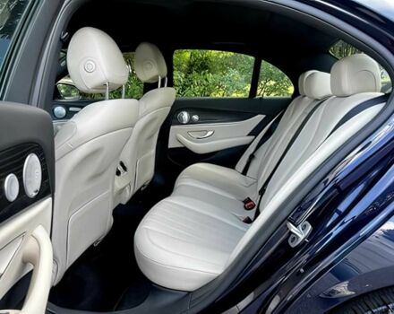 Синій Мерседес Е-Клас, об'ємом двигуна 2 л та пробігом 43 тис. км за 17900 $, фото 12 на Automoto.ua