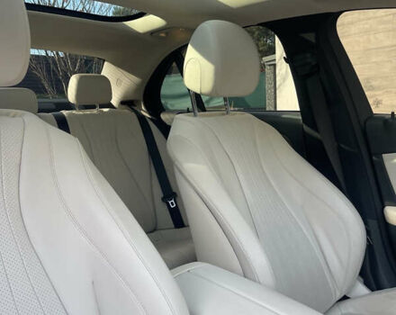 Синий Мерседес Е-Класс, объемом двигателя 1.99 л и пробегом 74 тыс. км за 48500 $, фото 20 на Automoto.ua