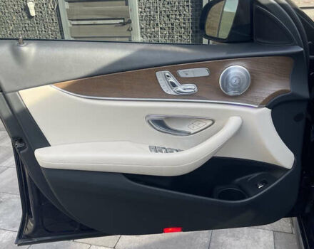 Синий Мерседес Е-Класс, объемом двигателя 1.99 л и пробегом 74 тыс. км за 48500 $, фото 24 на Automoto.ua