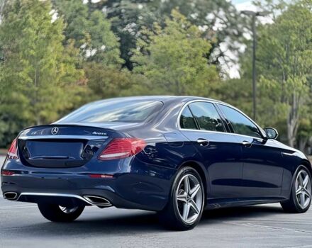 Синій Мерседес Е-Клас, об'ємом двигуна 2 л та пробігом 43 тис. км за 17900 $, фото 4 на Automoto.ua