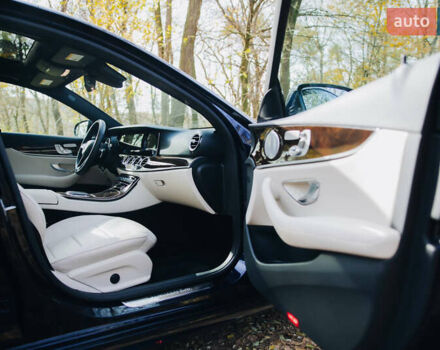 Синий Мерседес Е-Класс, объемом двигателя 3 л и пробегом 38 тыс. км за 49999 $, фото 55 на Automoto.ua