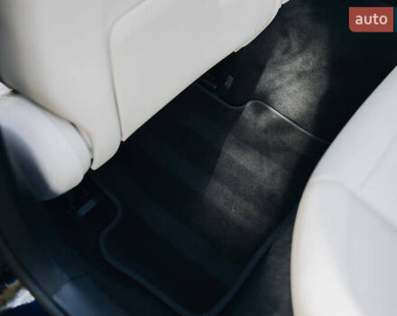 Синий Мерседес Е-Класс, объемом двигателя 3 л и пробегом 38 тыс. км за 49999 $, фото 34 на Automoto.ua