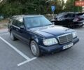 Синий Мерседес Е-Класс, объемом двигателя 2.3 л и пробегом 275 тыс. км за 2000 $, фото 5 на Automoto.ua