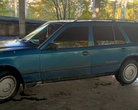 Синій Мерседес Е-Клас, об'ємом двигуна 0 л та пробігом 549 тис. км за 1650 $, фото 1 на Automoto.ua