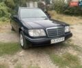Синий Мерседес Е-Класс, объемом двигателя 2.5 л и пробегом 400 тыс. км за 4999 $, фото 3 на Automoto.ua