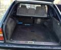 Синій Мерседес Е-Клас, об'ємом двигуна 3 л та пробігом 320 тис. км за 3700 $, фото 2 на Automoto.ua