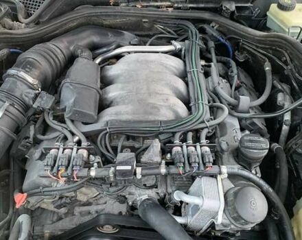 Синий Мерседес Е-Класс, объемом двигателя 2.4 л и пробегом 415 тыс. км за 2300 $, фото 25 на Automoto.ua