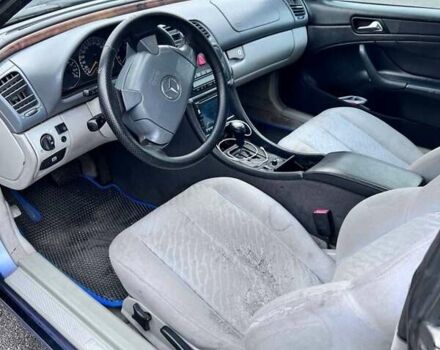 Синій Мерседес Е-Клас, об'ємом двигуна 3.2 л та пробігом 300 тис. км за 4200 $, фото 4 на Automoto.ua