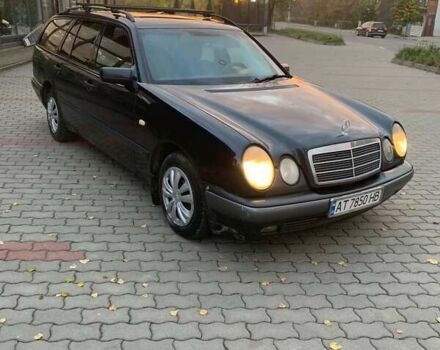 Синий Мерседес Е-Класс, объемом двигателя 2.4 л и пробегом 415 тыс. км за 2300 $, фото 17 на Automoto.ua